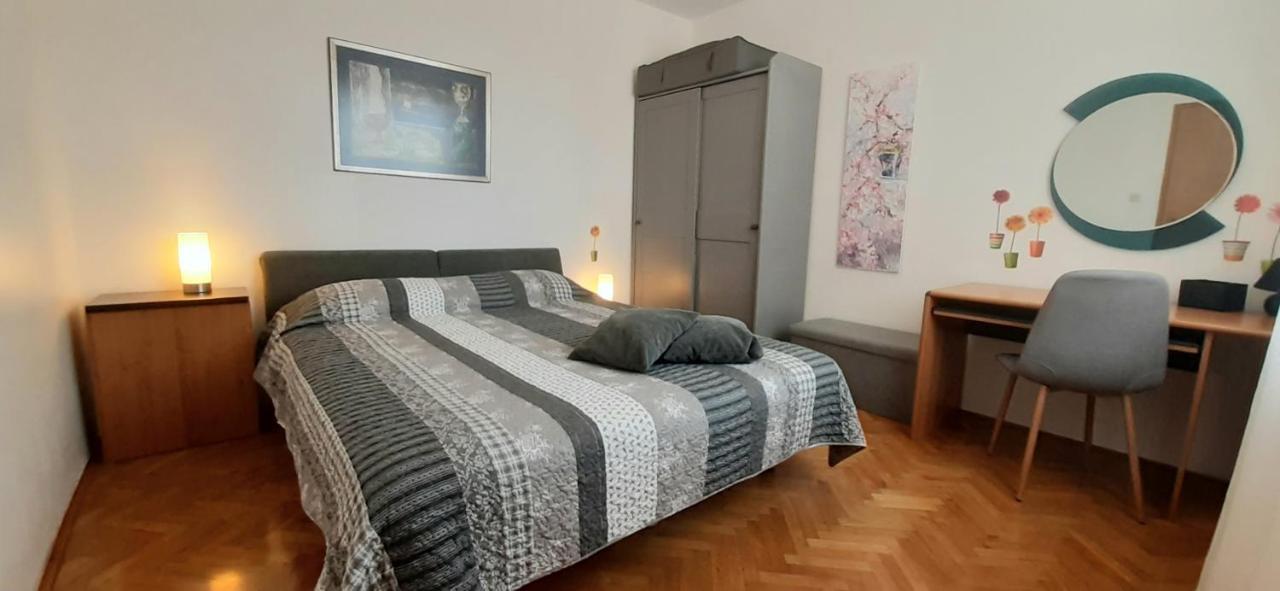 Apartment Monte Zaro Pula Luaran gambar