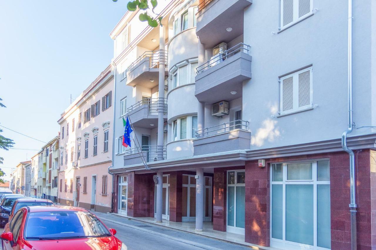 Apartment Monte Zaro Pula Luaran gambar